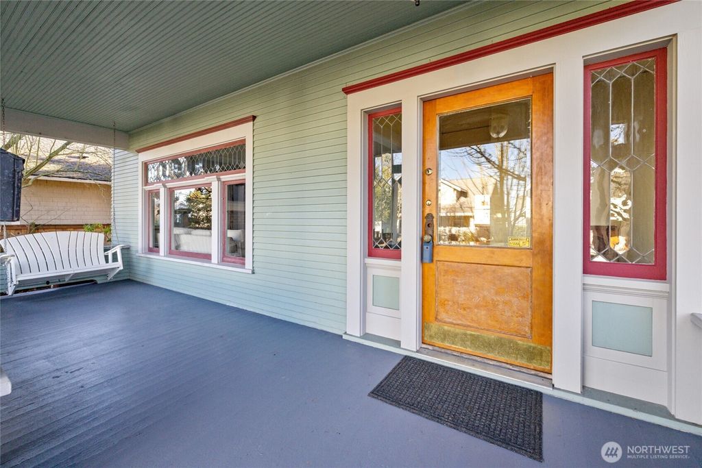 Photo of 3012 N 22nd Street, Tacoma, WA 98406 (MLS # 2469570)