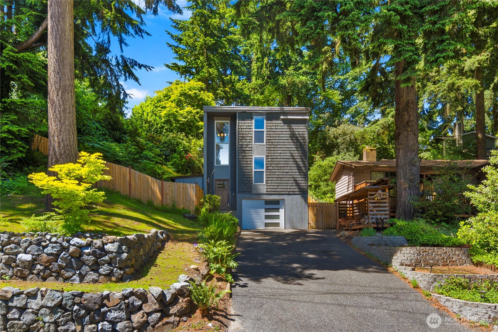19839 6th Avenue NE