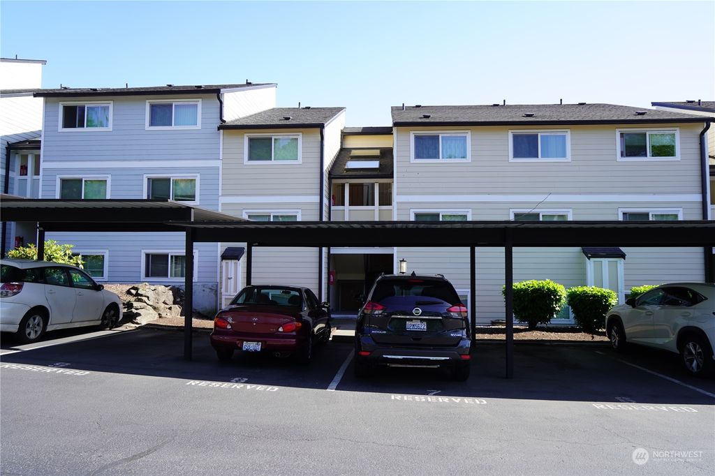 Photo of 15210 Macadam Road S #D205, Tukwila, WA 98188 (MLS # 2131782)