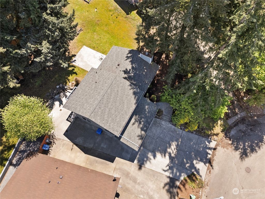 Photo of 94 Hylebos Avenue, Milton, WA 98354 (MLS # 2244310)