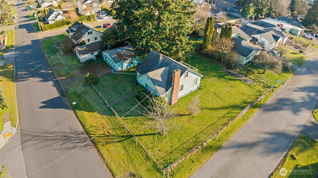 Photo of 612 S 76th Street, Tacoma, WA 98408 (MLS # 2471833)