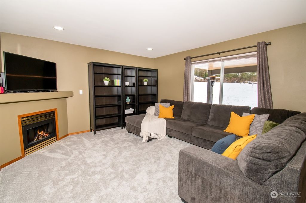 Photo of 1322 130th Avenue SE, Lake Stevens, WA 98258 (MLS # 2017999)