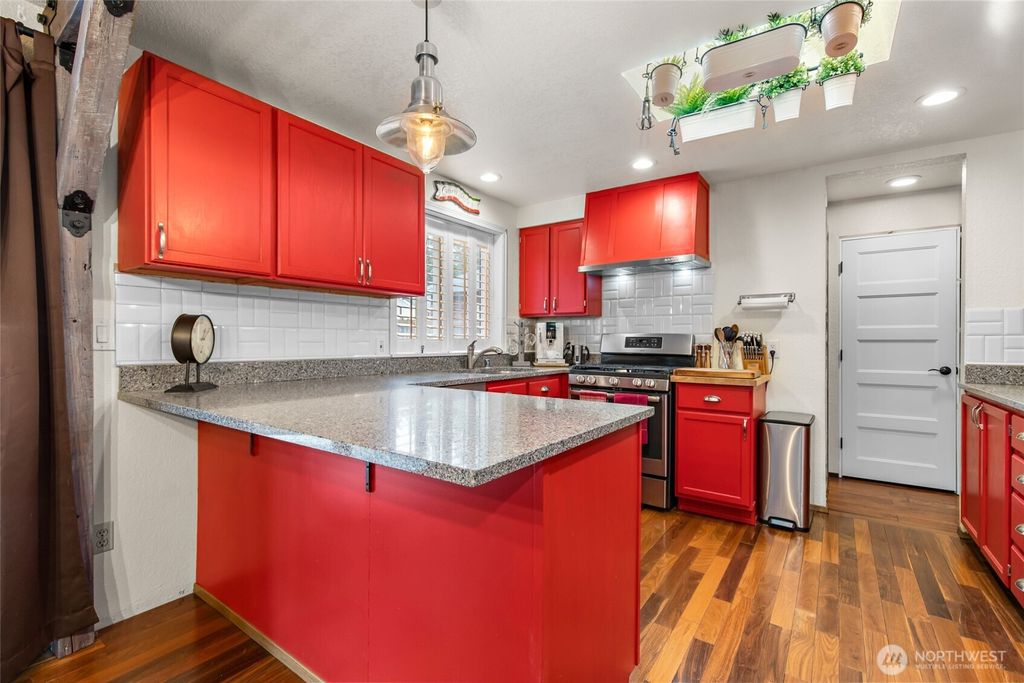 Photo of 9139 50th Place W, Mukilteo, WA 98275 (MLS # 2367150)