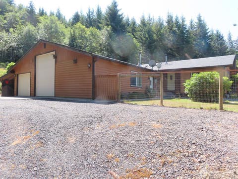 Photo of 419 Meskill Road, Chehalis, WA 98532 (MLS # 2554579)