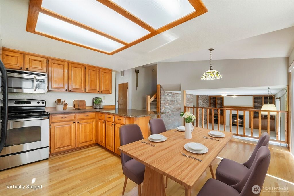 listing image 9368283952677882529