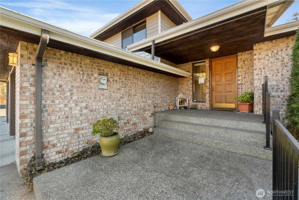 listing image 9360855590357203938