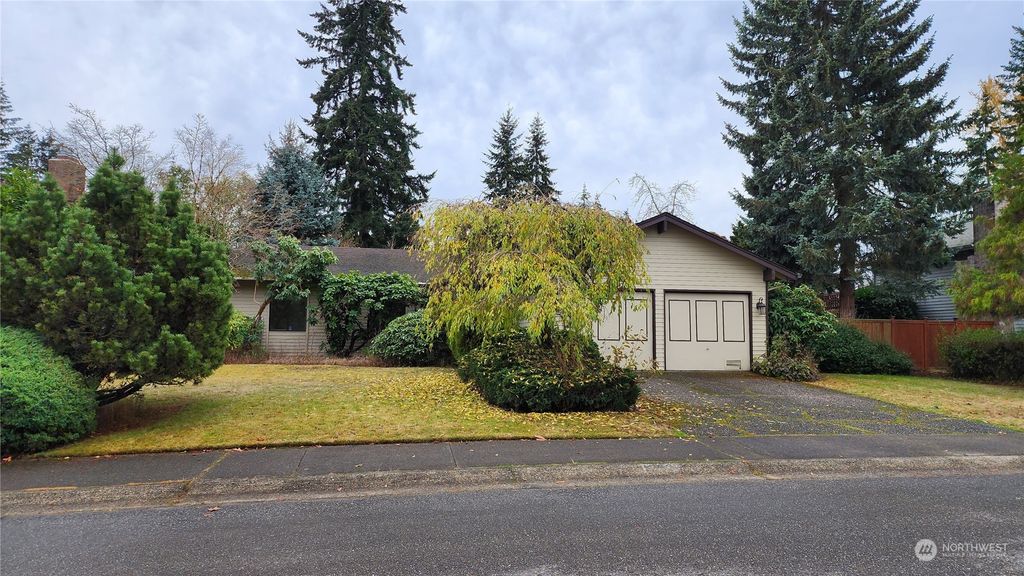 Photo of 12523 SE 67th Street, Bellevue, WA 98006 (MLS # 2018732)