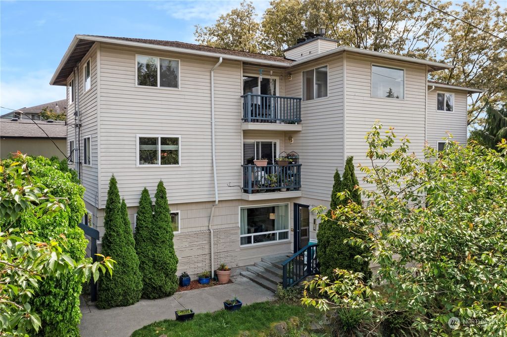 Photo of 3917 SW Raymond Street #101, Seattle, WA 98136 (MLS # 2072539)
