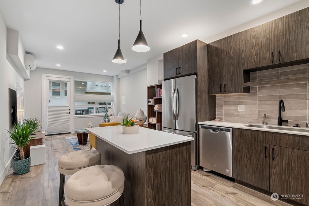 Photo of 1620 S Lane St #E, Seattle, WA 98144 (MLS # 2307588)