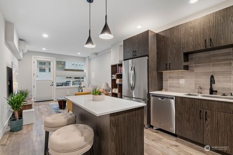 Photo of 1620 S Lane St #E, Seattle, WA 98144 (MLS # 2307588)