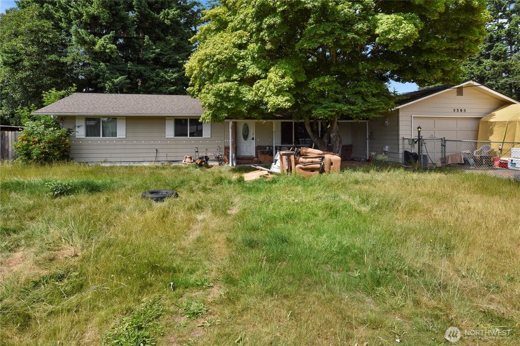Photo of 5305 121st Street, Marysville, WA 98271 (MLS # 2392125)