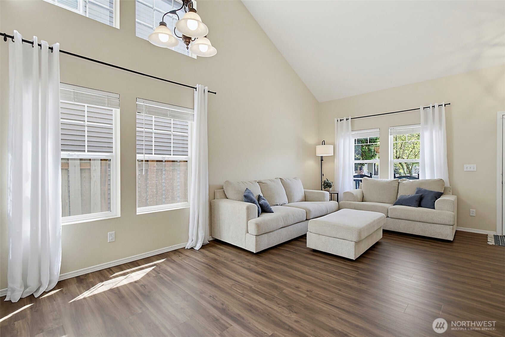6612 Francis Loop SE 54
