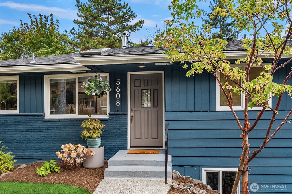 Photo of 3608 NE 103rd Street, Seattle, WA 98125 (MLS # 2585524)