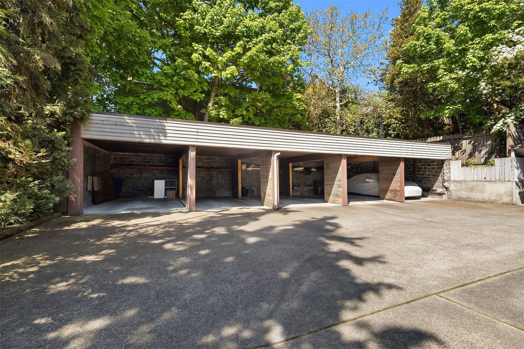 Photo of 909 4th Avenue N, Seattle, WA 98109 (MLS # 2384254)