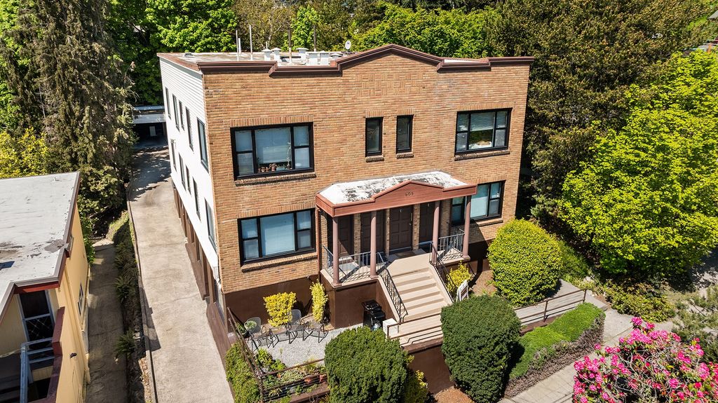 Photo of 909 4th Avenue N, Seattle, WA 98109 (MLS # 2384254)