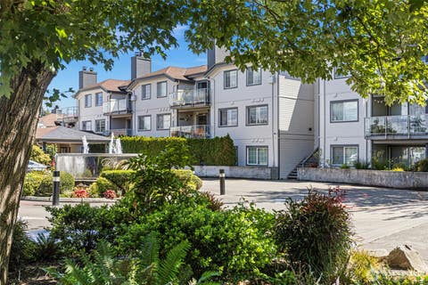 Photo of 2760 76th Avenue SE #407, Mercer Island, WA 98040 (MLS # 2535261)