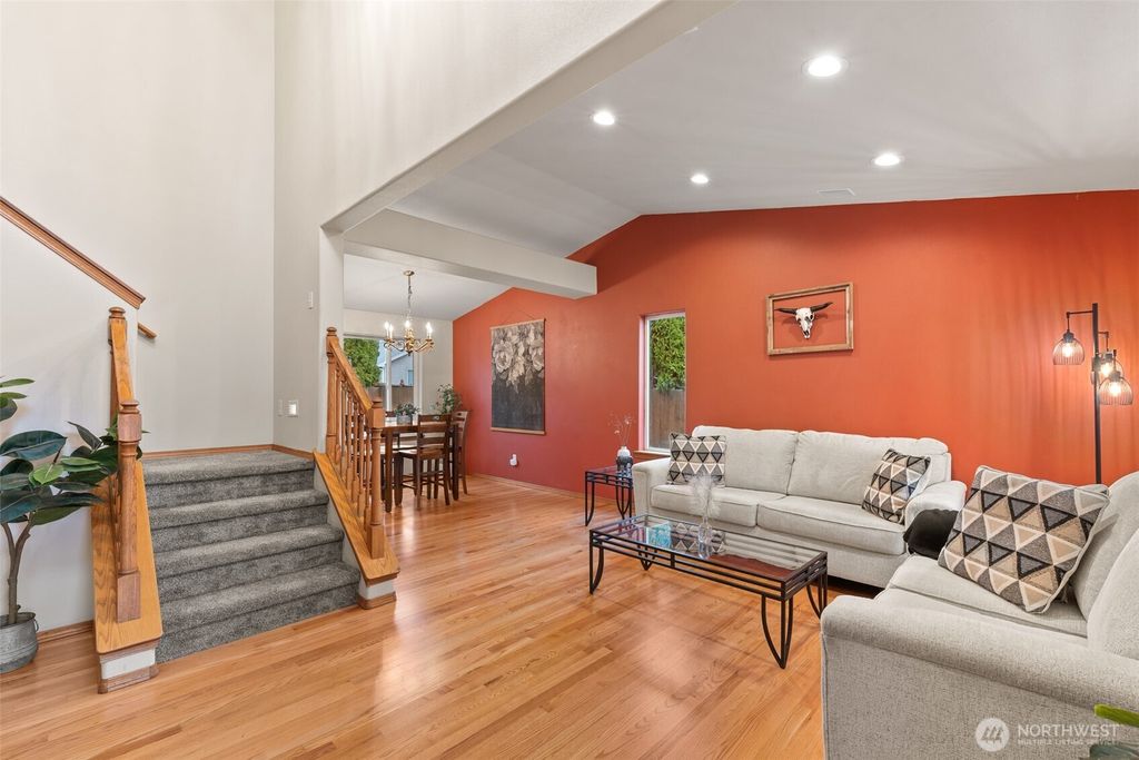 Photo of 1506 Songbird Lane Ln, Wenatchee, WA 98801 (MLS # 2492176)