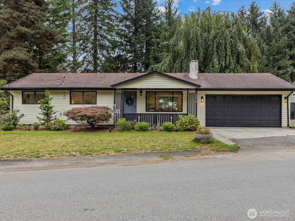 Photo of 12918 SE 412th Avenue, North Bend, WA 98045 (MLS # 2432348)