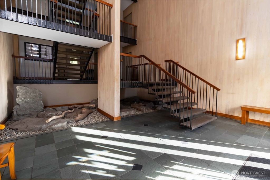 Photo of 2500 81st Ave SE Ave #319, Mercer Island, WA 98040 (MLS # 2488082)