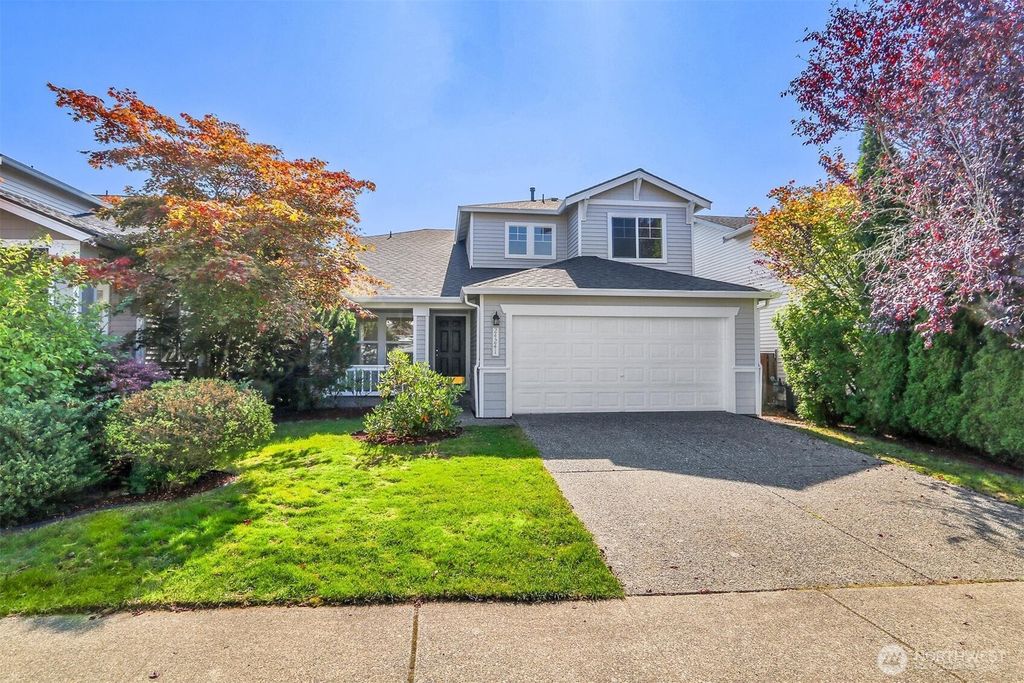 Photo of 24241 SE 10th Place, Sammamish, WA 98075 (MLS # 2438385)