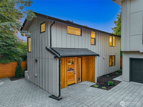 Photo of 7531 31st Avenue NE, Seattle, WA 98115 (MLS # 2590297)