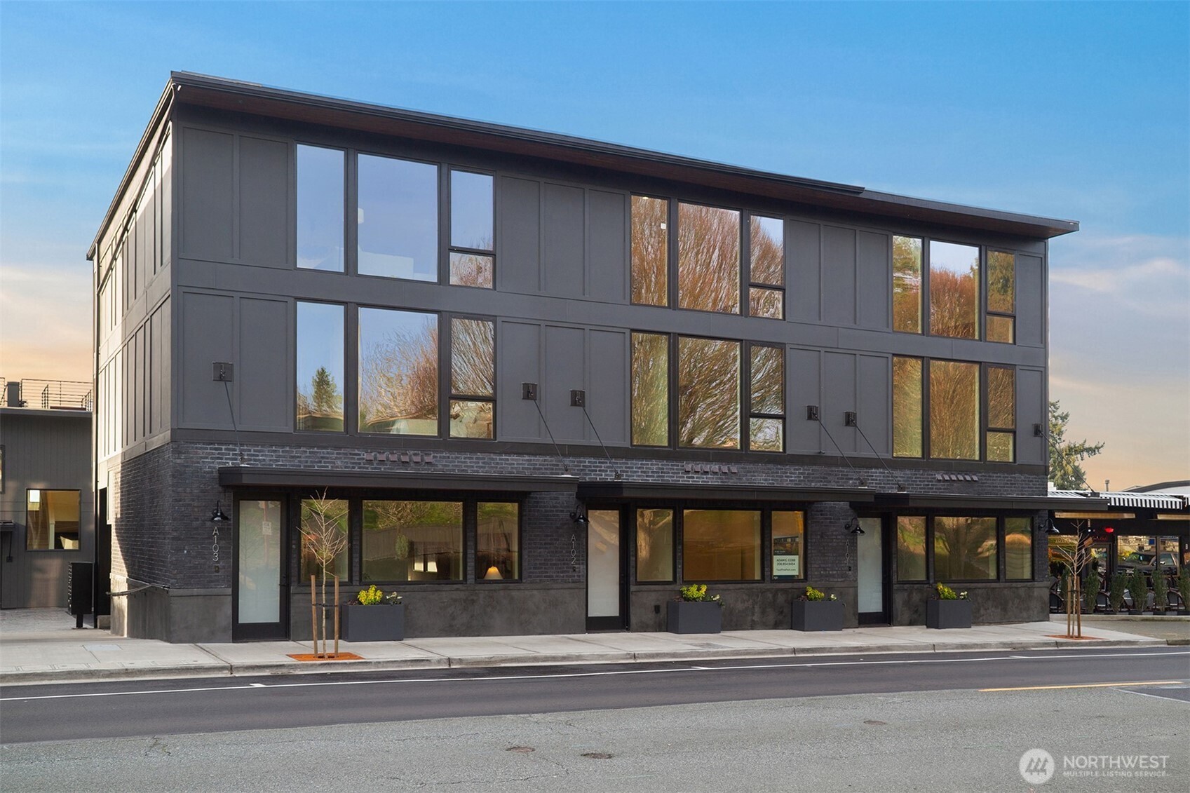 614 5th Avenue S A103