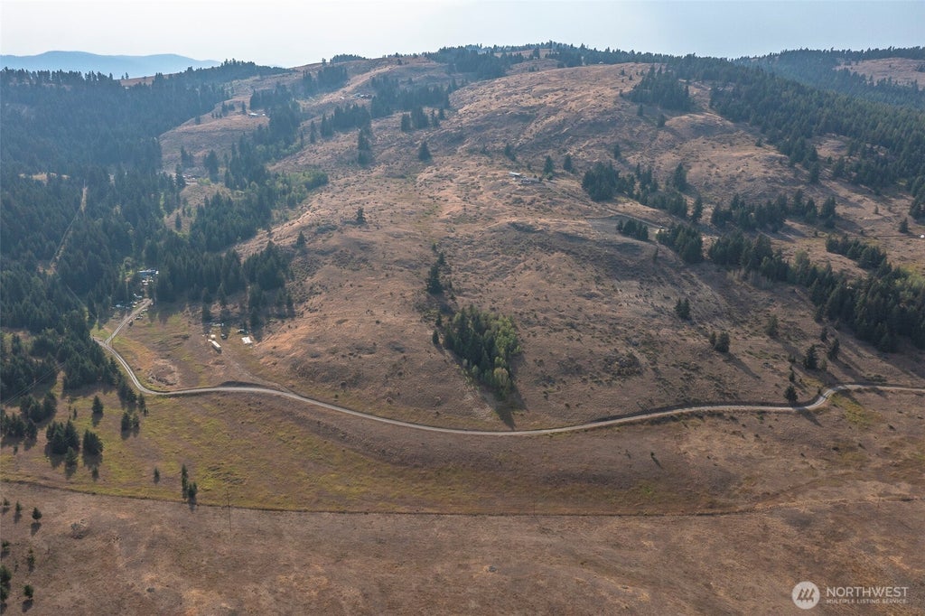 Photo of 44 Wakefield Lane, Oroville, WA 98844 (MLS # 2579913)
