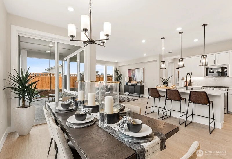 14809 207th Avenue E 2530