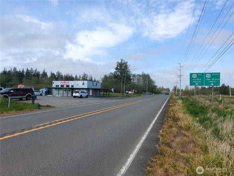 2542 State Hwy 101 Ilwaco WA 98624