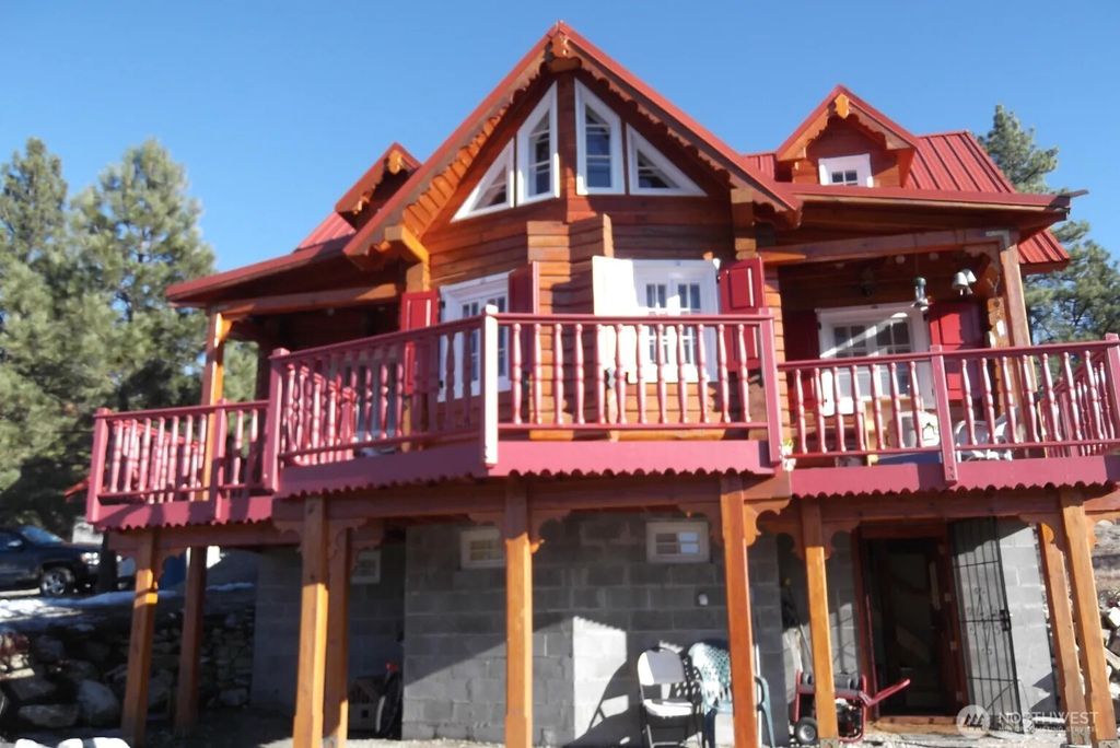 Photo of 21 Deer Ridge Road, Tonasket, WA 98855 (MLS # 2516797)