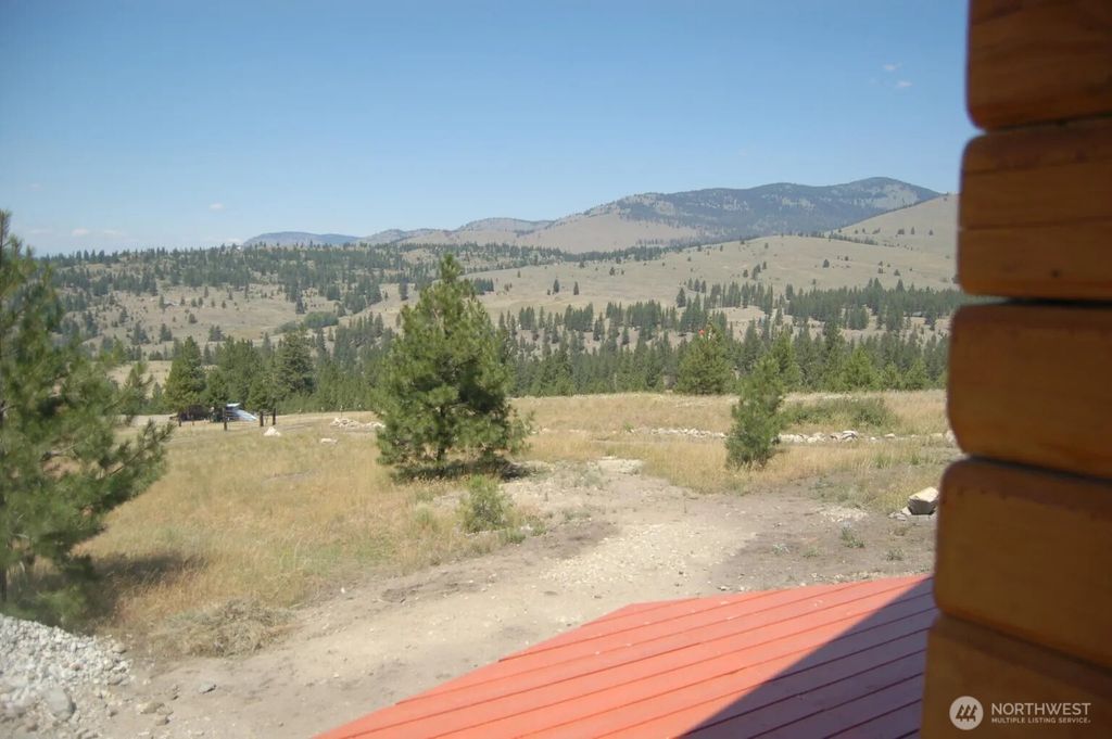 Photo of 21 Deer Ridge Road, Tonasket, WA 98855 (MLS # 2516797)