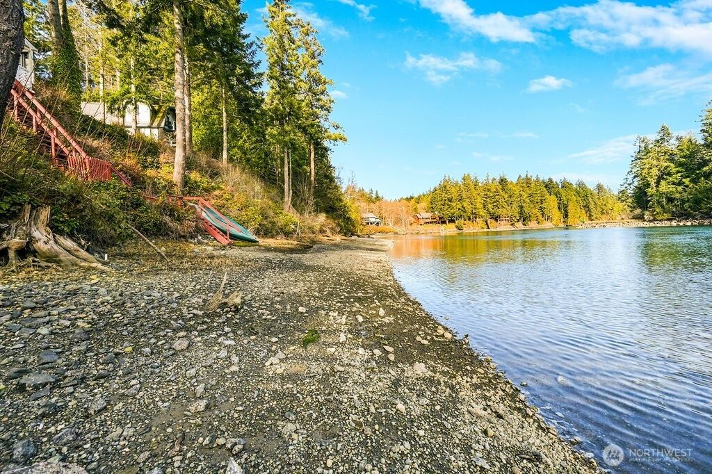 Photo of 51 S Bayview Drive, Port Ludlow, WA 98365 (MLS # 2480876)