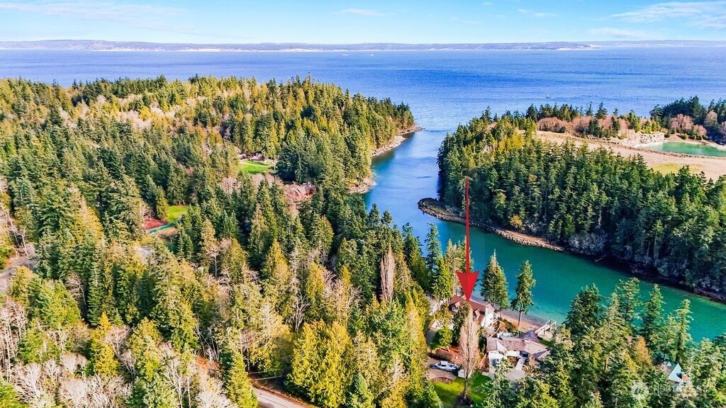 Photo of 51 S Bayview Drive, Port Ludlow, WA 98365 (MLS # 2480876)