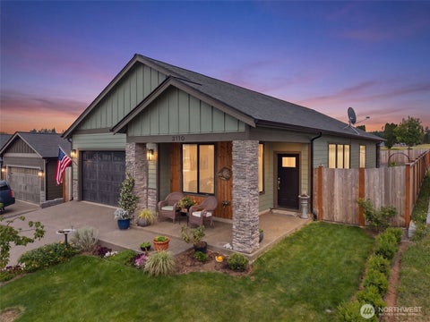 Photo of 2110 Hawks View Lane, Winlock, WA 98596 (MLS # 2548408)