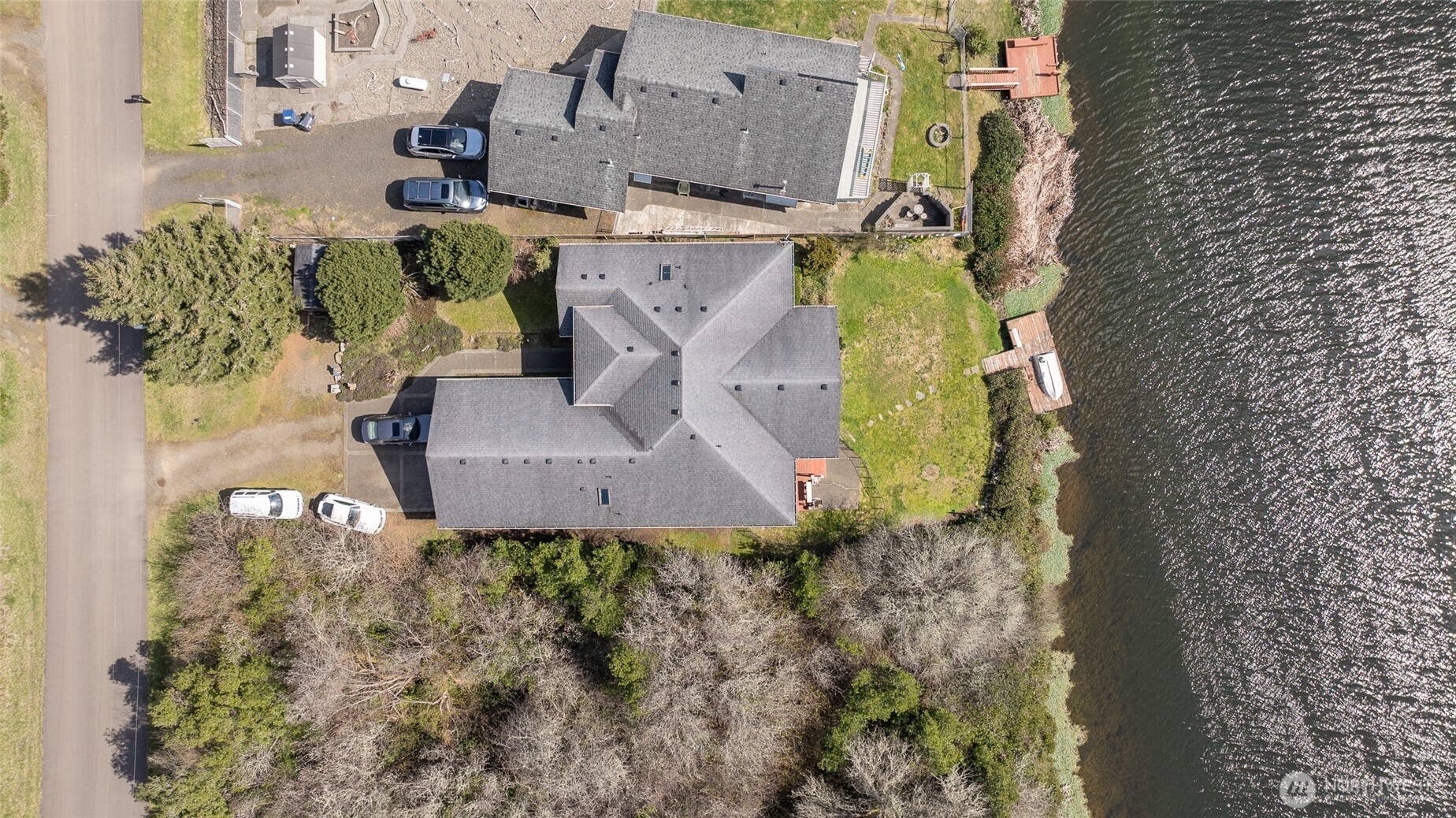 875 Pheasant Court SW