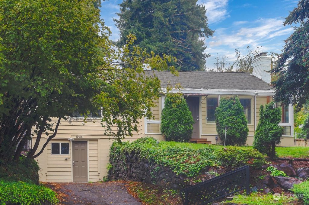 Photo of 13018 35th Avenue NE, Seattle, WA 98125 (MLS # 2291724)