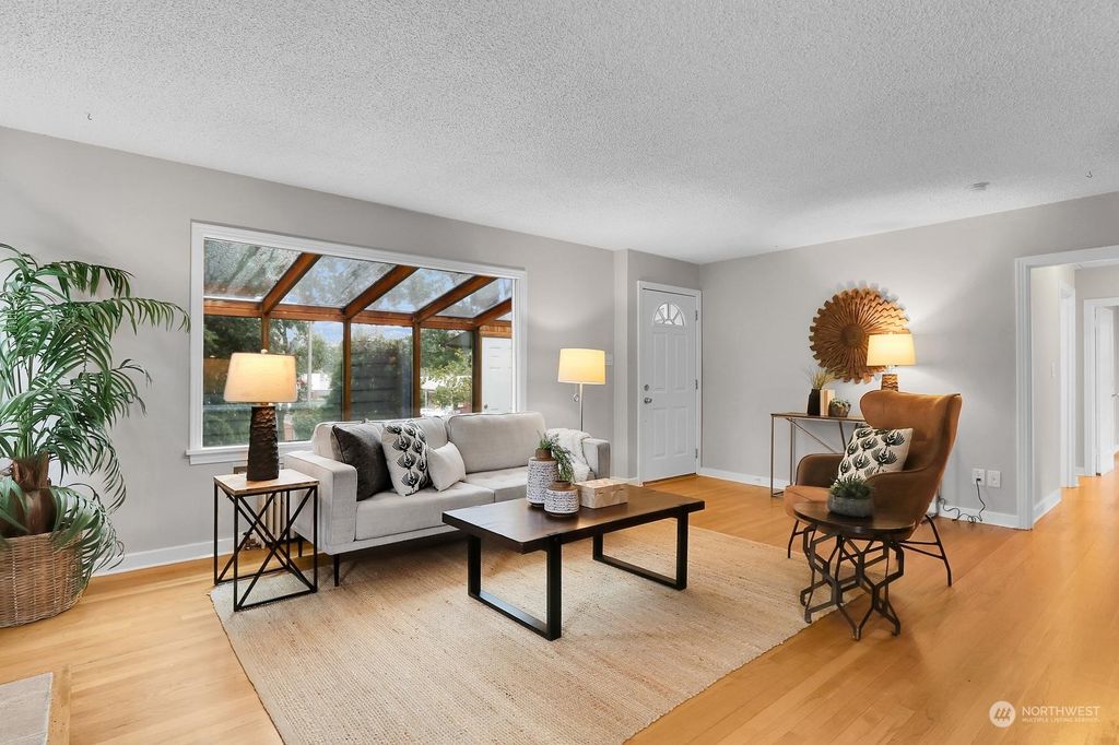 Photo of 13018 35th Avenue NE, Seattle, WA 98125 (MLS # 2291724)