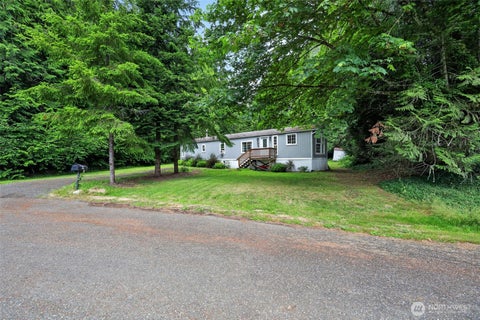Photo of 810 SE Totten Shores Drive, Shelton, WA 98584 (MLS # 2558980)