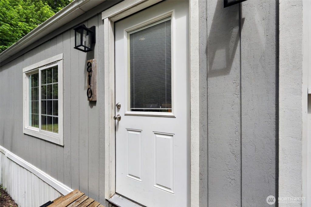 Photo of 810 SE Totten Shores Drive, Shelton, WA 98584 (MLS # 2558980)