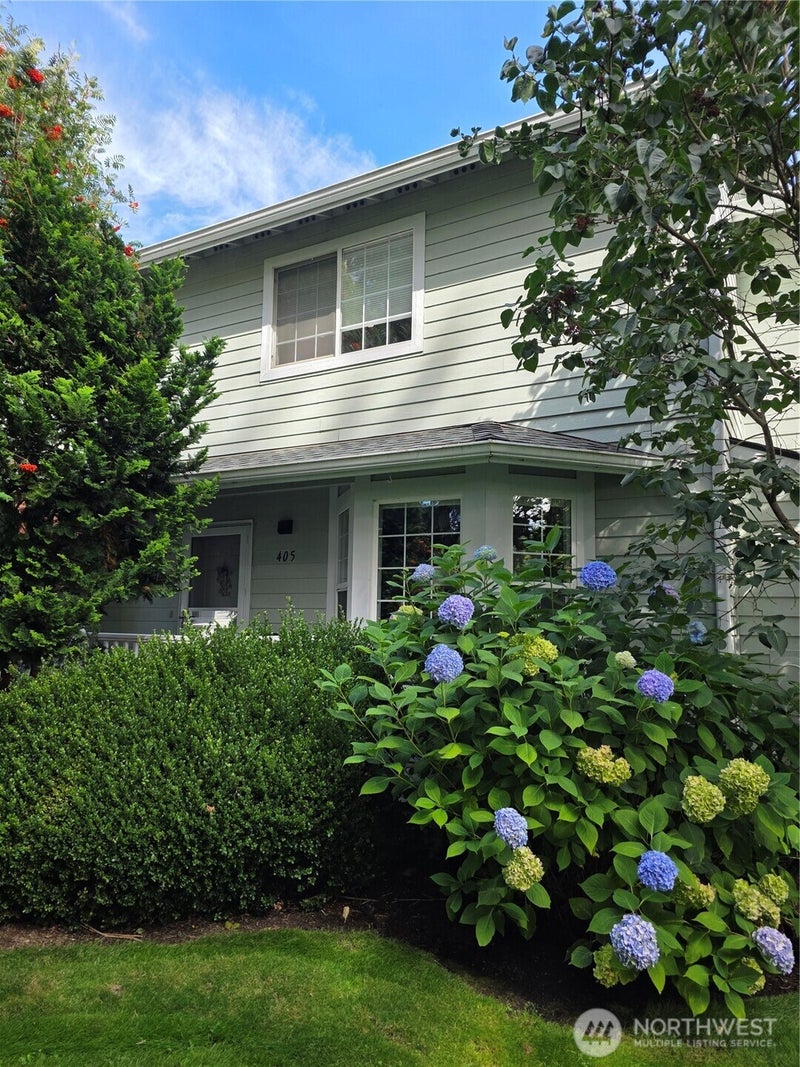 405 Spencer Lane