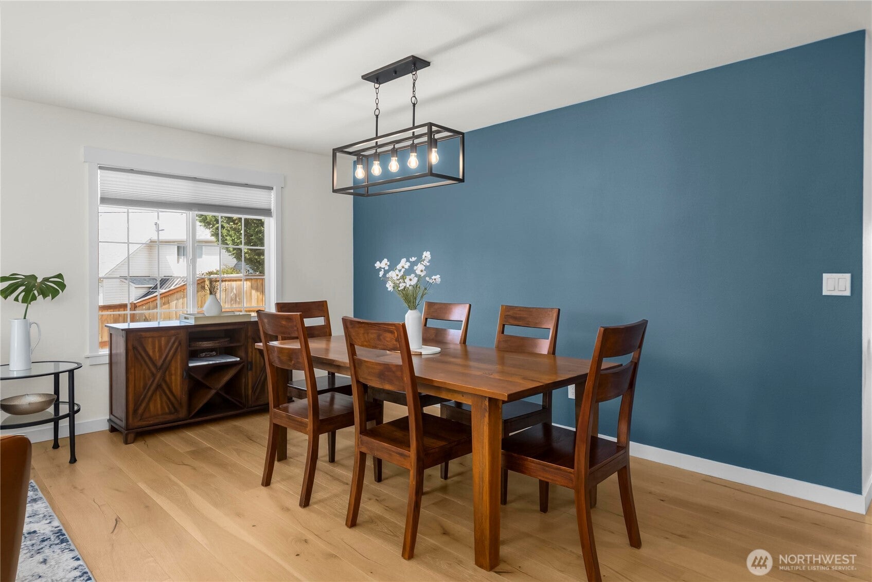 2203 28th Court SE