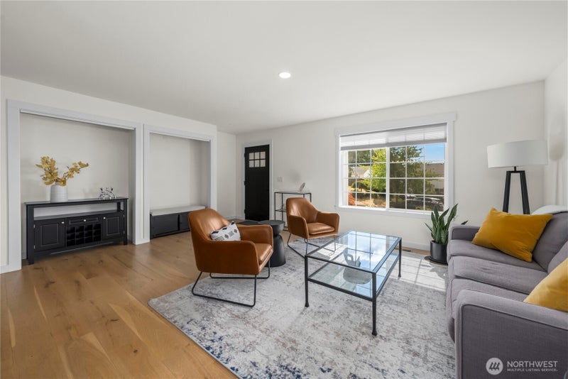2203 28th Court SE
