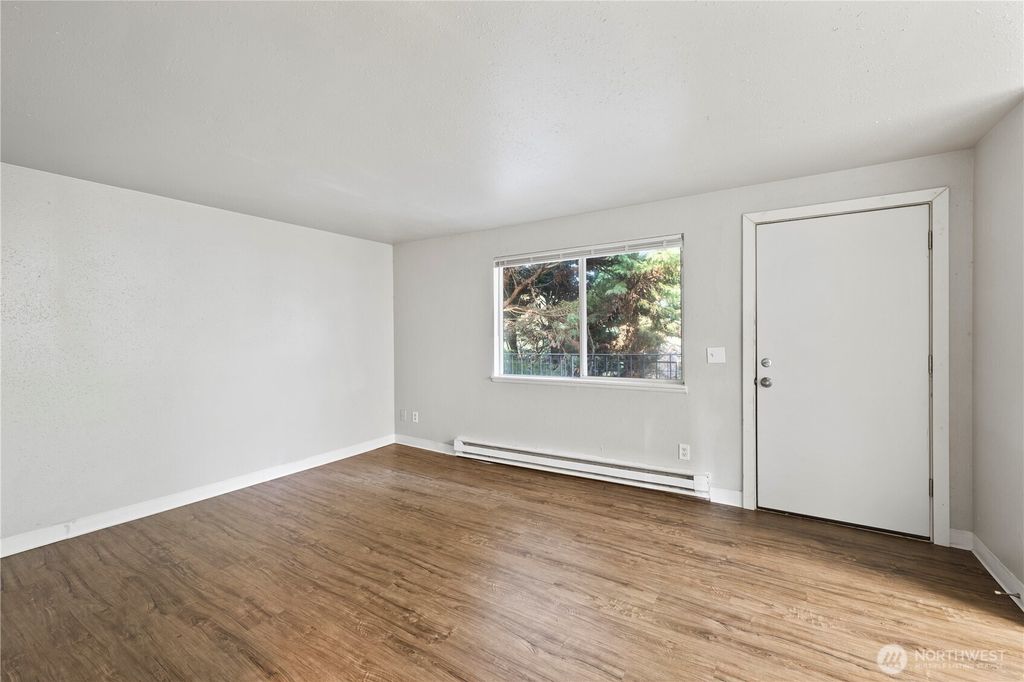 Photo of 4809 S 252nd Place, Kent, WA 98032 (MLS # 2468325)