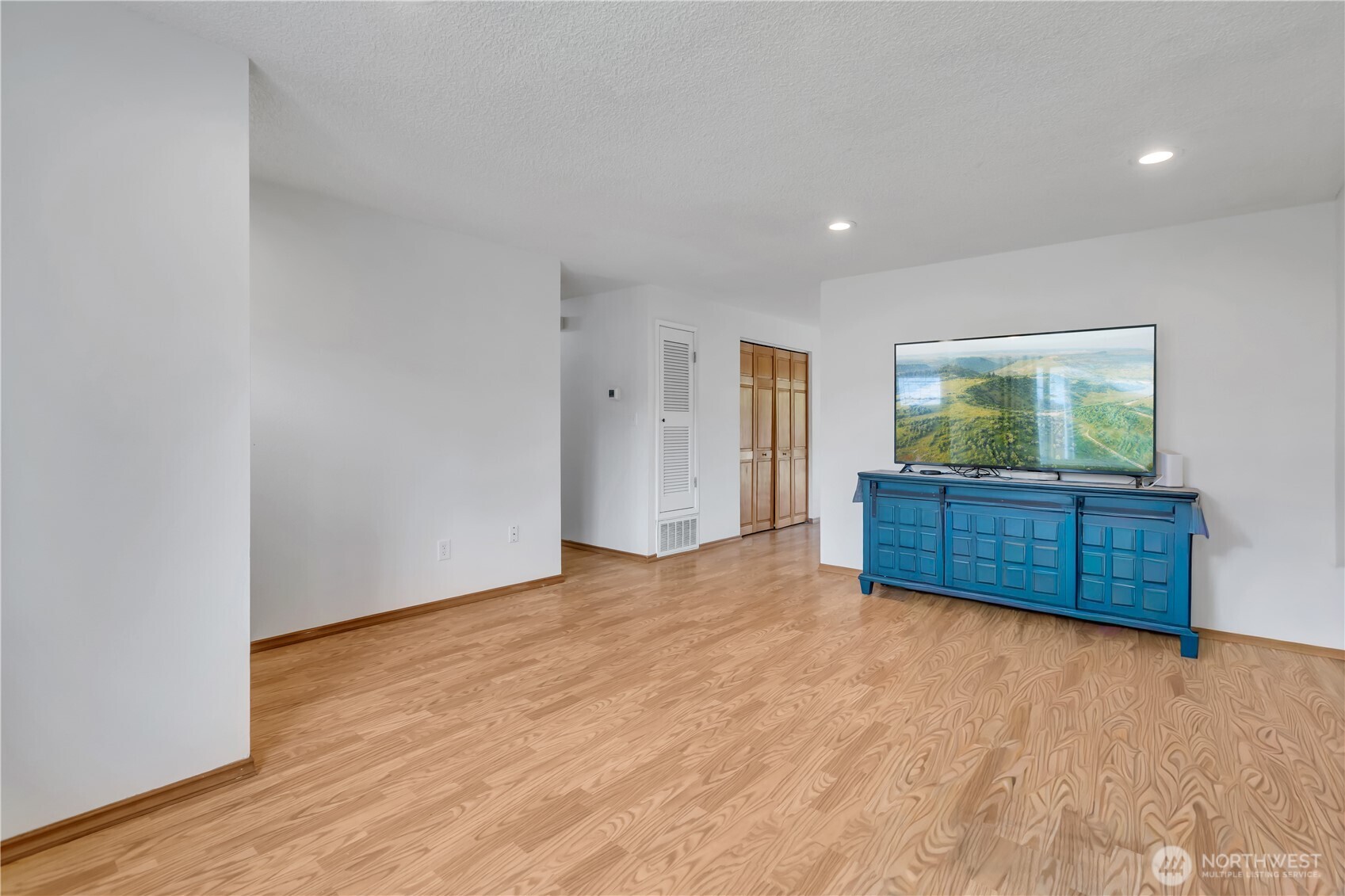 2419 Carlsbad Court