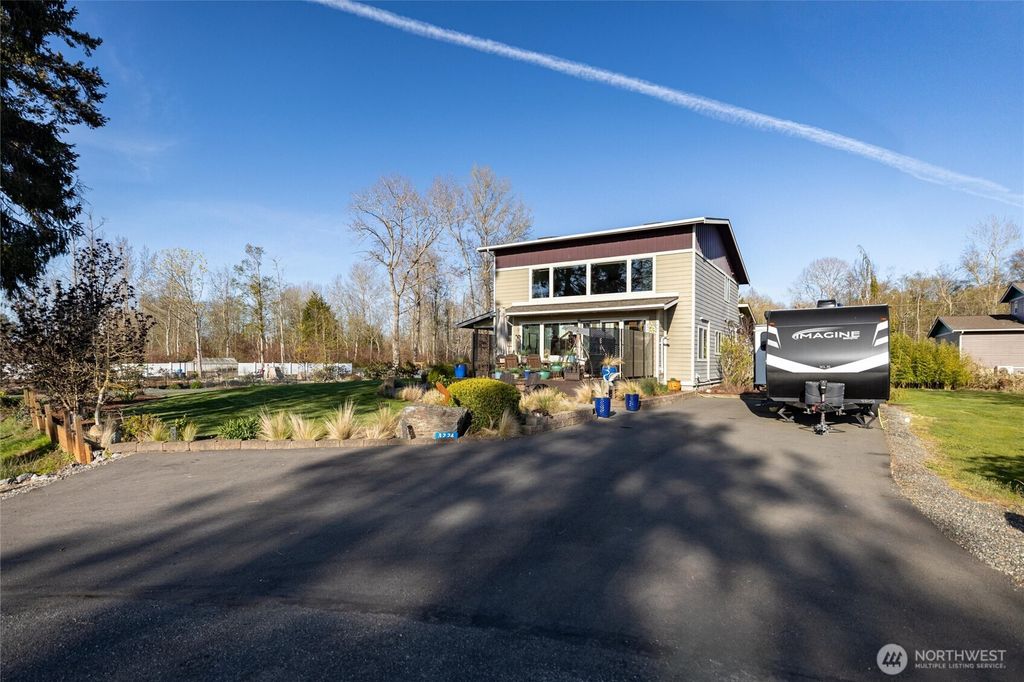 Photo of 3224 Sunset Way, Bellingham, WA 98226 (MLS # 2506671)