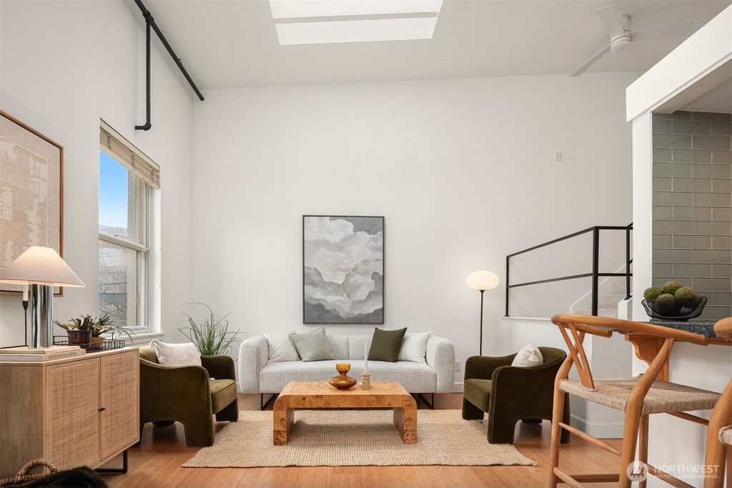 Photo of 1406 Harvard Avenue #7, Seattle, WA 98122 (MLS # 2472919)