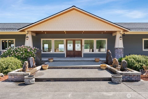 Photo of 139 Coulson Road, Chehalis, WA 98532 (MLS # 2573218)