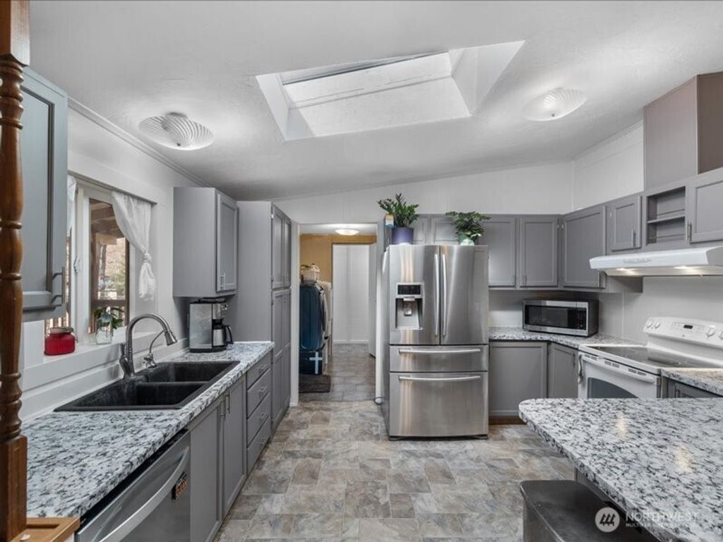 Photo of 16914 78th Avenue NW, Stanwood, WA 98292 (MLS # 2487605)