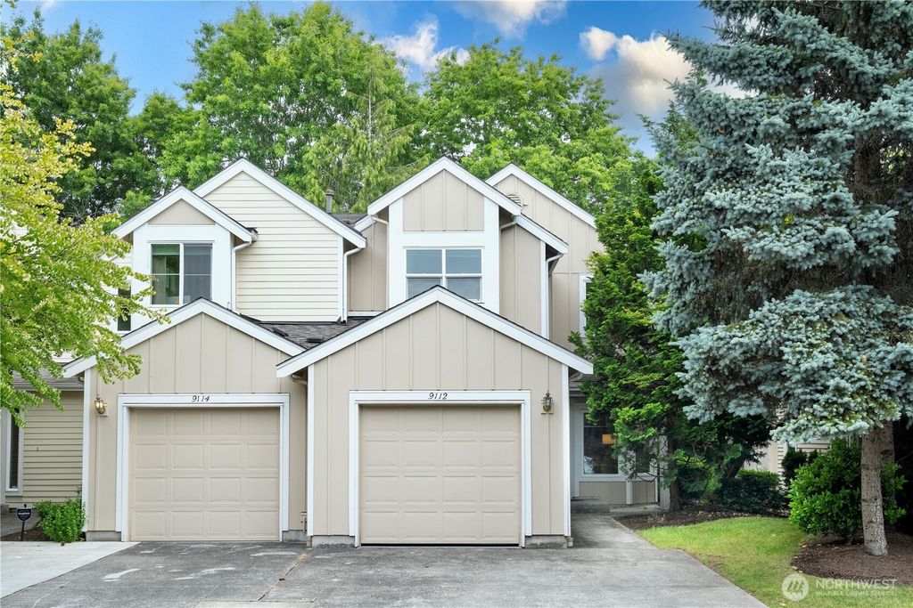 Photo of 9112 NE 159th PL NE Pl #404, Redmond, WA 98052 (MLS # 2415038)