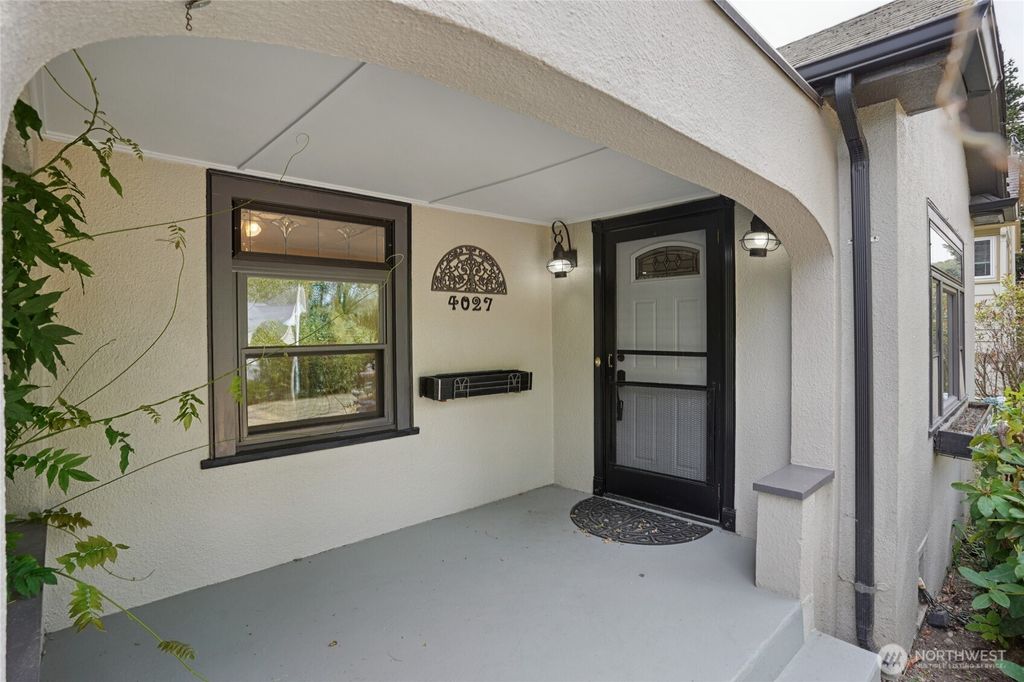 Photo of 4027 S 128th Street, Tukwila, WA 98168 (MLS # 2416007)